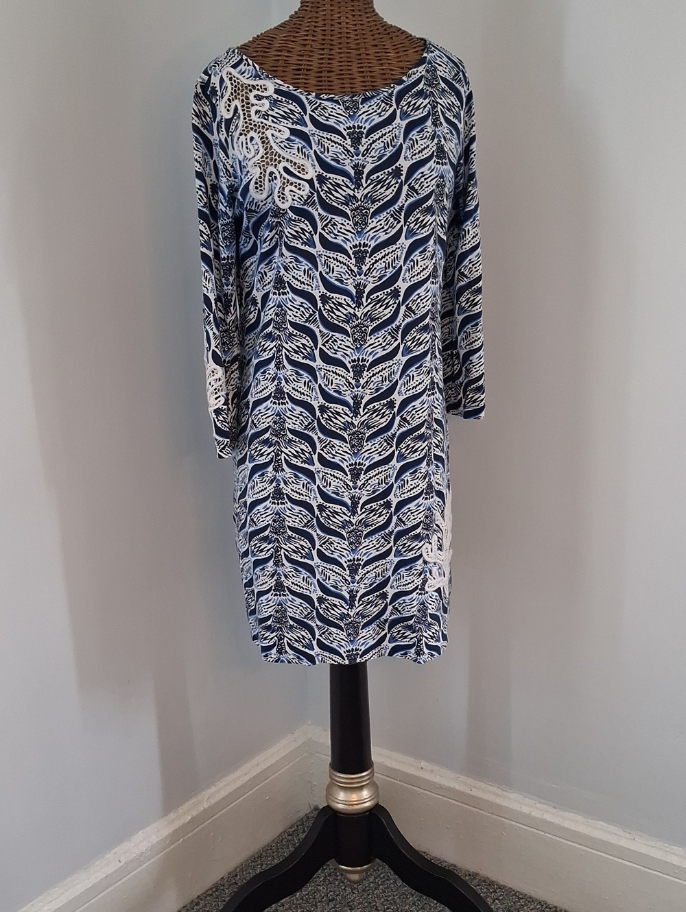 Lilly Pulitzer Navy and White Printed Shift Dress